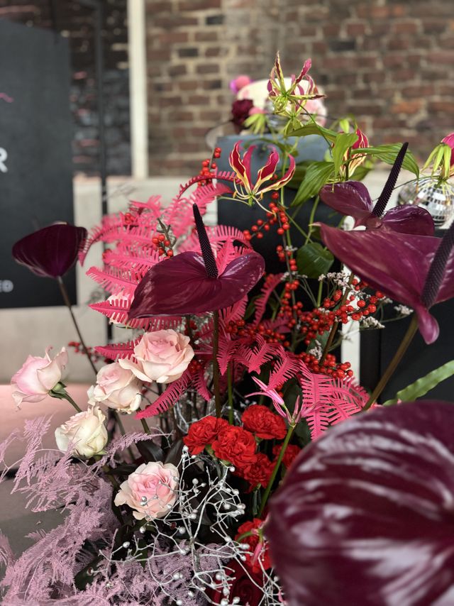 Winterhochzeit, colourblocking, Anthurien, exotische Blumen, Winterdeko, Silvesterdeko, Sylvesterdeko